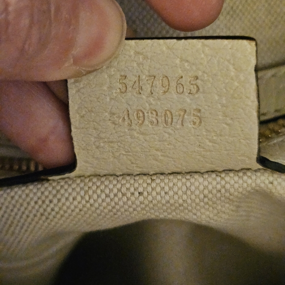 Gucci Beige Floral Backpack with Gold Details - Picture 10 of 16